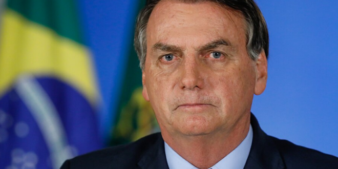 Com guerra no Irã, refinarias privatizadas por Bolsonaro vendem diesel até 76% mais caro que a Petrobras