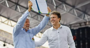 Lula anuncia aplicativos MEC Livros e MEC Idiomas gratuitos