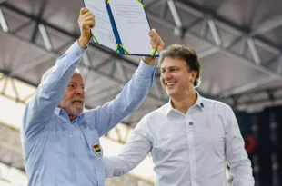Lula anuncia aplicativos MEC Livros e MEC Idiomas gratuitos