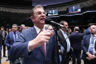 Pauta única: oposição retoma PEC da anistia para favorecer financiadores dos atos golpistas do 8 de janeiro