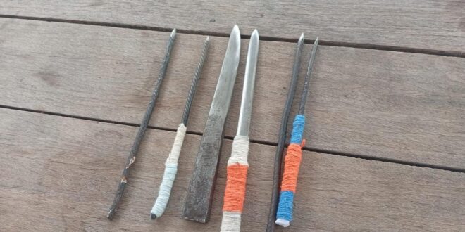 Polícia Penal flagra comunicação clandestina entre celas e apreende arma artesanal em presídio