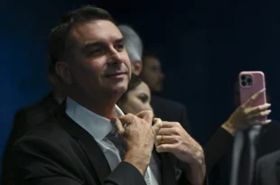 Empresa que repassou dinheiro de Vorcaro a filme de Bolsonaro é investigada por fraude