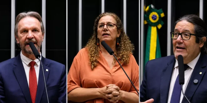Deputados do PT, PCdoB e PSOL acionam PF e PGR contra Flávio Bolsonaro