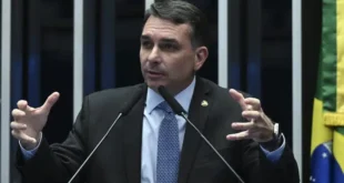 CPMI do Dark Horse é protocolada para investigar esquema de Vorcaro com Bolsonaro