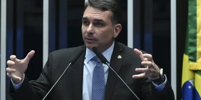CPMI do Dark Horse é protocolada para investigar esquema de Vorcaro com Bolsonaro