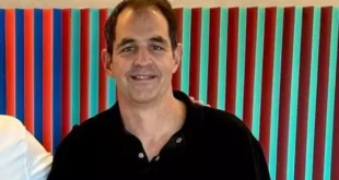 Saiba quem é o empresário que manda no futebol brasileiro e decide quem é convocado