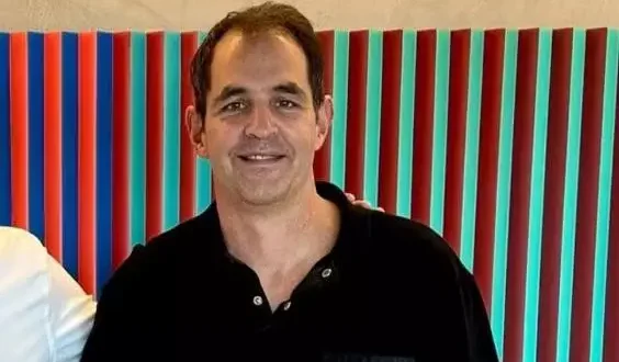 Saiba quem é o empresário que manda no futebol brasileiro e decide quem é convocado