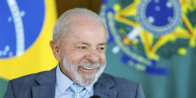 Governo Lula vai subsidiar gasolina para segurar preço
