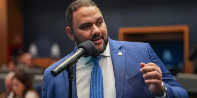 Mais um em cana: Deputado bolsonarista é preso por fraudes em licitações, peculato e lavagem de dinheiro