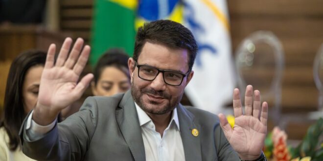 Já condenado, ex-governador do Acre vira réu em nova denúncia no STJ
