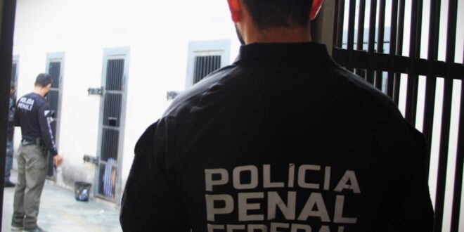 Operação Mute: Polícia Penal apreende 7 celulares em presídios do Acre