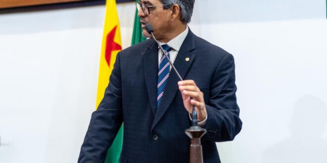 Edvaldo Magalhães defende autonomia da Defensoria Pública e repudia ataques à instituição