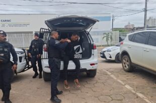 Dupla é presa após assalto a loja e perseguição policial em Rio Branco