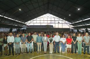 Mailza entrega 635 títulos de unidades habitacionais em Rio Branco