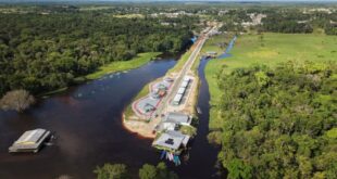 Governadora Mailza entrega obra de urbanização da Alameda das Águas, em Mâncio Lima, nesta sexta-feira