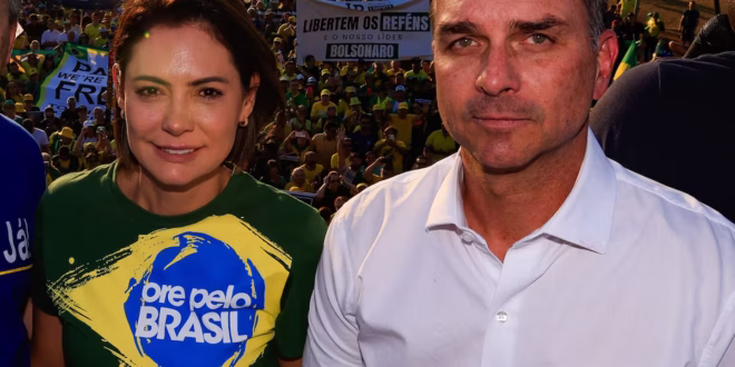 É briga: Michelle detona Flávio Bolsonaro e diz que ele a desrespeitou e humilhou em ligação