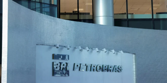 Petrobras abre inscrições para seleção de jornalismo 2026 com bolsas de R$ 20 mil para reportagens sobre ciência e energia