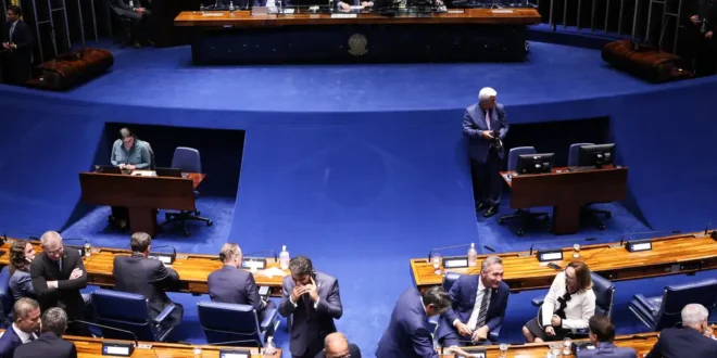 Pauta-bomba aprovada no Senado expõe influência de setores privados que financiam candidatos
