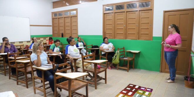 Educação abre inscrições do 2° semestre para Educação de Jovens e Adultos