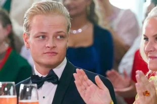 Filho de princesa da Noruega é condenado à prisão por estupros