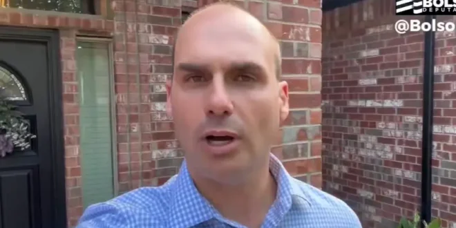 Acredite se puder: em inglês, Eduardo Bolsonaro diz que STF quer condená-lo em retaliação a Trump