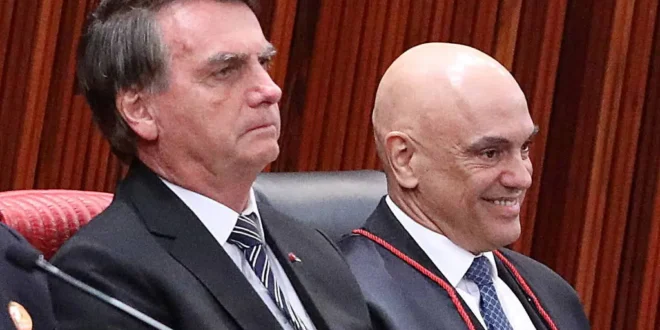 Presidiário com arma? Moraes dá 24h para Bolsonaro explicar arma mantida em sua casa