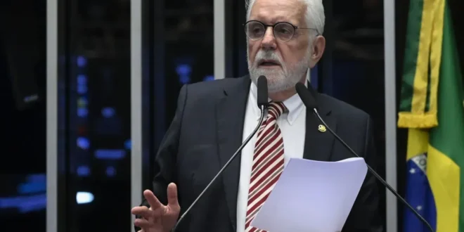 Jaques Wagner vai sair da liderança do governo