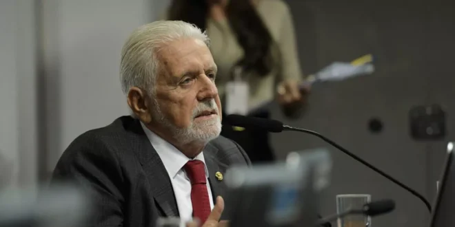 Jaques Wagner defendeu emenda que beneficiaria Banco Master em empréstimos consignados, diz PF