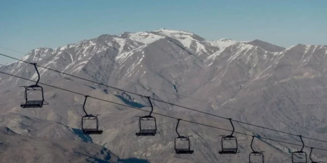 Aquecimento global: sem neve, sem turistas; crise climática ameaça temporada de frio no Chile