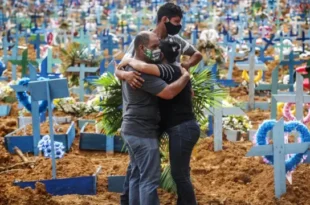 Destruindo narrativa do Dark Horse: documentário Anatomia do Caos chega aos cinemas em 2 de julho