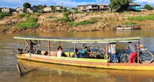 Governo contrata embarcação para garantir travessia de moradores em Sena Madureira