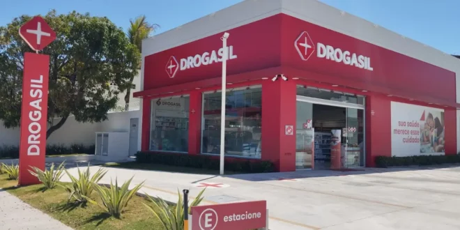 Alerta: Farmácia terá que pagar R$ 10 milhões por exigir CPFs de clientes
