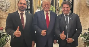 Eduardo Bolsonaro assume a intenção de acabar com o PIX e sugere troca pelo sistema dos EUA
