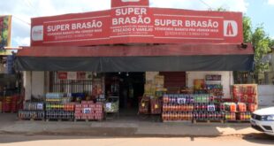 Criminosos invadem supermercado pelo telhado e furtam dinheiro e mercadorias