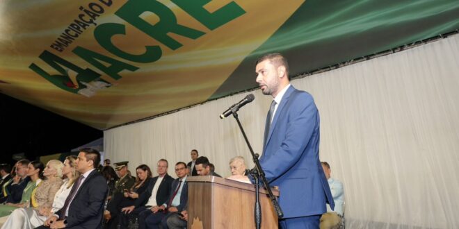 Nicolau Júnior enaltece solenidade de aniversário do Acre marcada por homenagens e participação popular