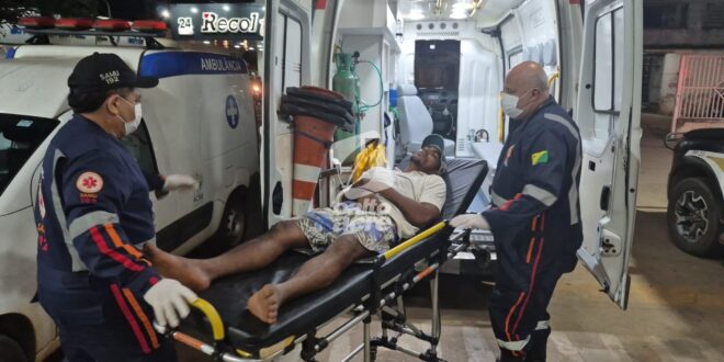 Homem é espancado por grupo armado com ripas em Rio Branco
