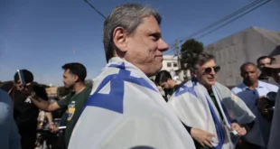 Escola COM partido: Governo Tarcísio manda adotar material de ONG pró-Israel em escolas de SP