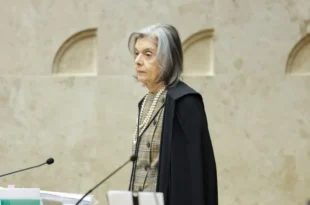 Cármen Lúcia alerta que IA e desinformação sufocam a liberdade de escolha do eleitor