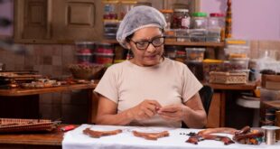 Artesã do Acre é selecionada para participar da Jornada Exportadora em Paris
