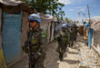 Adversário do Brasil na Copa, Haiti vive crise causada pelos militares brasileiros, diz especialista