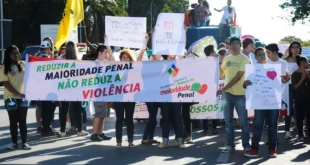 Entidades criticam projeto que reduz maioridade penal aprovado na CCJ