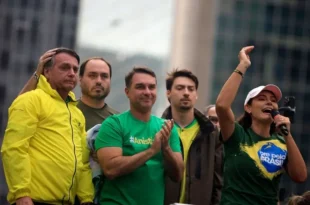 Estadão detona “natureza degenerada” da família Bolsonaro após vídeo de Michelle