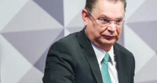 Que feio pastor: Sóstenes Cavalcante mentiu sobre origem dos R$ 460 mil, conclui investigação da PF