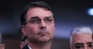 Flávio Bolsonaro e a República à venda