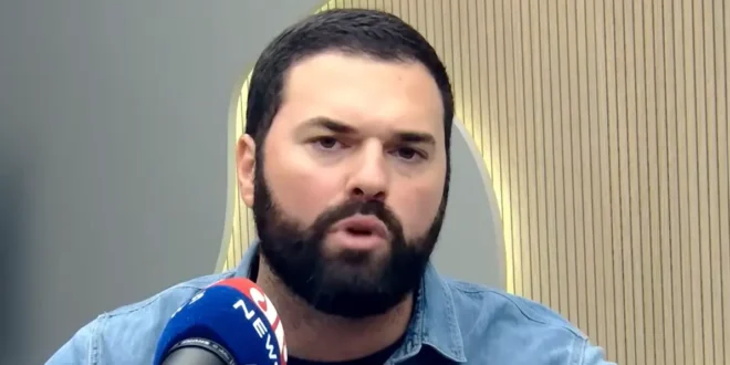 É extrema direita, estúpido: vereador bolsonarista diz que “estudar não deveria ser para todo mundo”