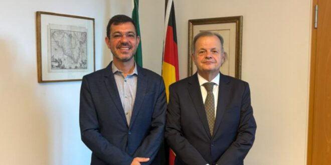 Embaixador do Brasil na Alemanha recebe Dr. Thor Dantas para discutir parcerias voltadas ao desenvolvimento do Acre