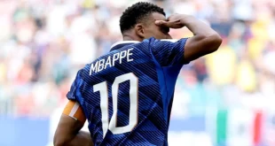 Palhaçada e falta de respeito à camisa da seleção, diz Mpappé sobre desempenho da França contra a Inglaterra