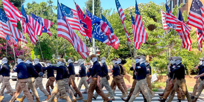Que país! Neonazistas realizam marcha em Washington no Dia da Independência dos EUA