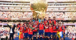 Ninguém quer ser visto com ele: Fifa e Espanha apagam Trump de fotos oficiais da conquista da Copa