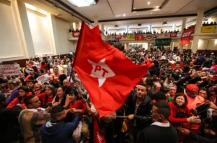 PT lança campanha “O Brasil Não Se Entrega” em resposta ao tarifaço dos EUA